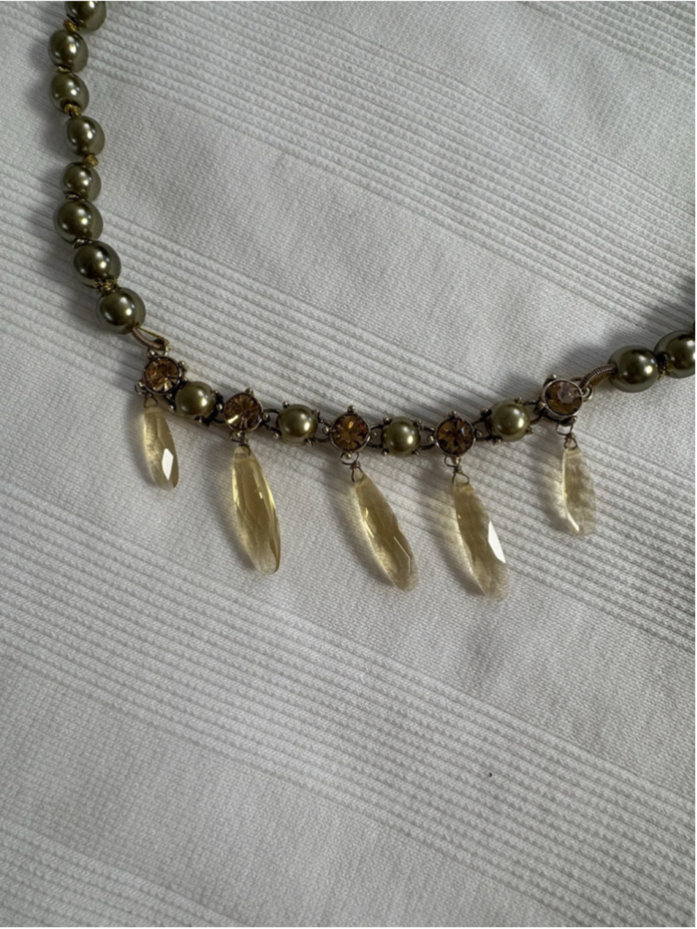 Vintage Monet Pearl Statement Necklace Crystal Drop Gold Tone 16-18” - Picture 3 of 8